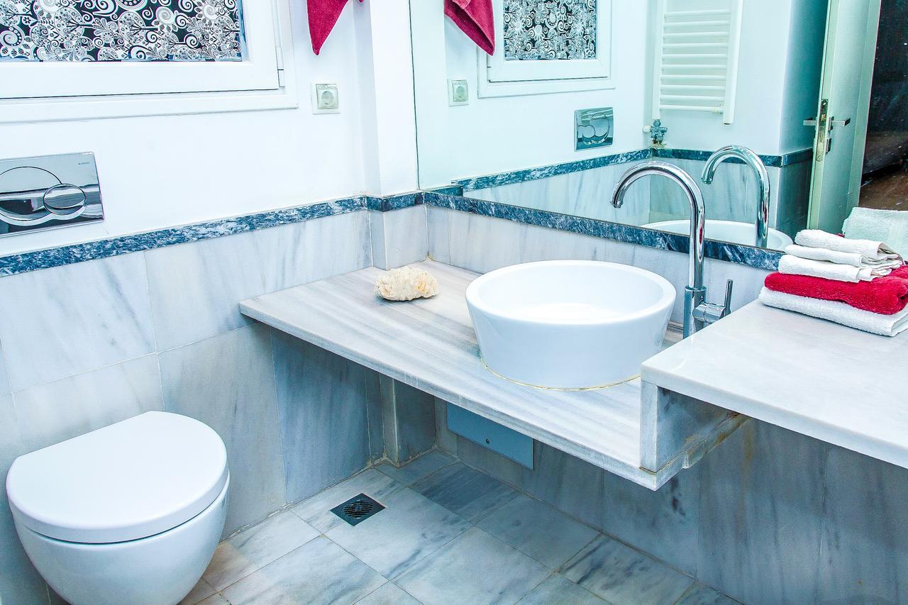 Venus Boutique Apartment Next To Athens Museum Esterno foto